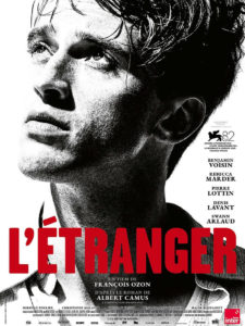 Affiche du film L'étranger de François Ozon sorti en 2025
